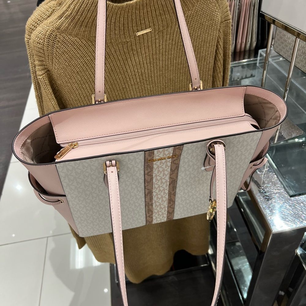 BUNDLE Michael Kors Gilly Large Drawstring Travel Tote Shoulder PwD Blush Wallet - Picture 4 of 16